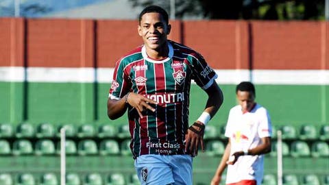 Gigantes da Inglaterra e grande da França demonstram interesse em revelação do Fluminense