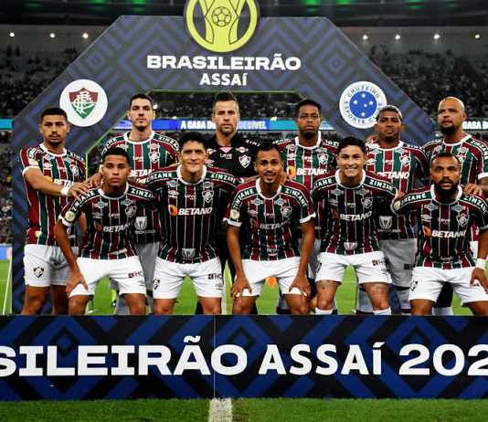 Com golaço de falta de Léo Fernández, Fluminense vence o Cruzeiro e volta  ao G4 do Brasileirão