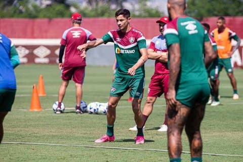 Diogo Barbosa respeita o vice-líder, mas avisa que Flu vai forte para somar 3 pontos fora