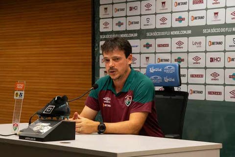 fernando diniz na coletiva