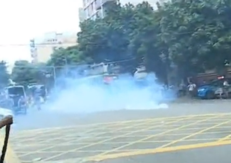 Violent Disturbances at Maracanã During Libertadores Final between Fluminense and Boca Juniors