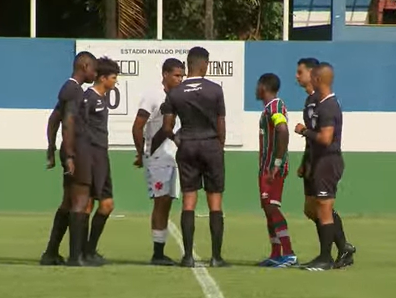 Assista Vasco X Fluminense Pela Ida Da Final Do Carioca Sub-17 Ao Vivo ...