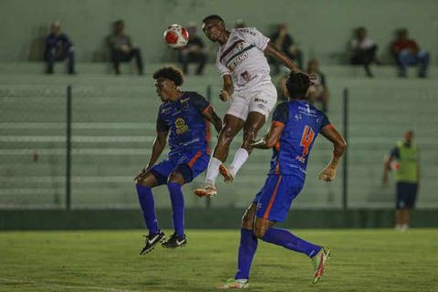 Em três jogos, Lelê já fez mais gols em 2024 pelo Fluminense do que em 2023