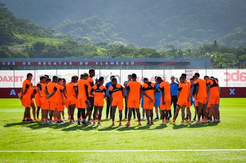 LDU pode ter desfalque importante contra o Fluminense