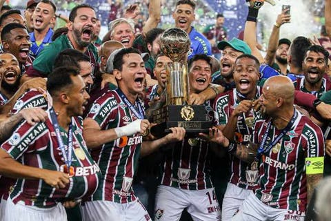 Fluminense alcança metade da meta de premiações para o ano; veja