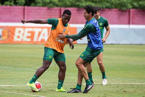 Ganso e Arias são os jogadores do Fluminense com mais assistências no ano