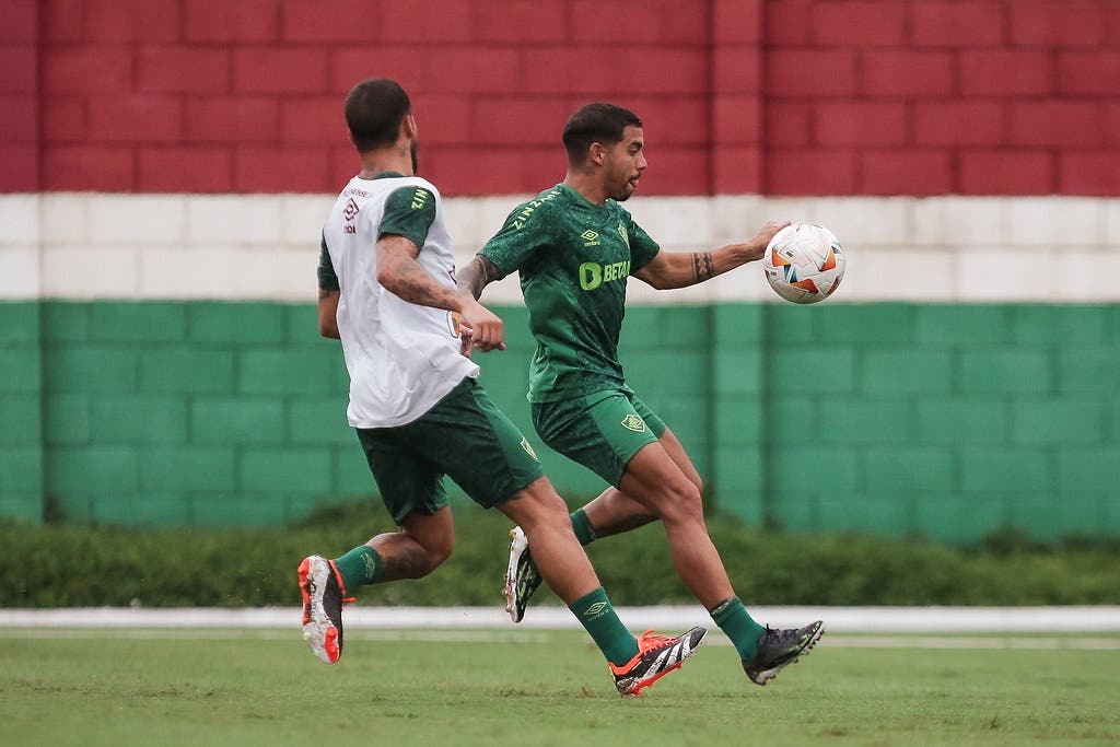Vídeo Fluminense volta aos treinos visando à estreia na Libertadores