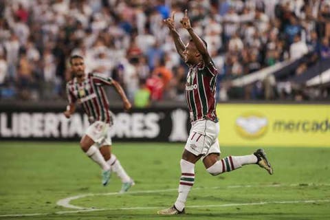 Clube da Série A encaminha contratação de Marquinhos, ex-Fluminense