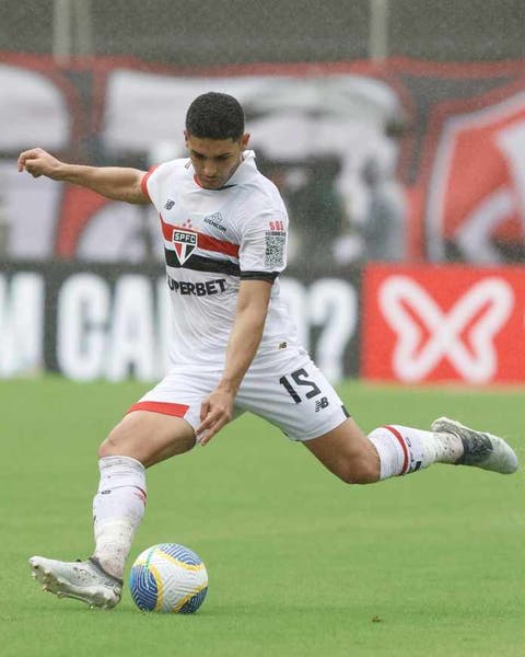 Ex-tricolor desfalcará o São Paulo contra o Fluminense