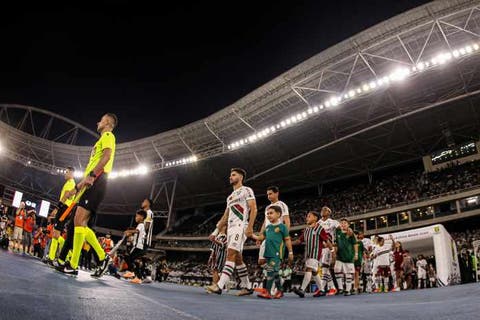 Enquete - Internautas elegem principal culpado pela má fase do Fluminense