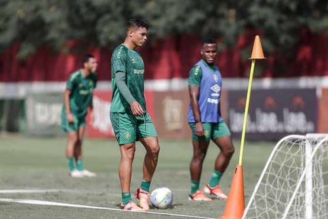 Thiago Silva e Jhon Arias