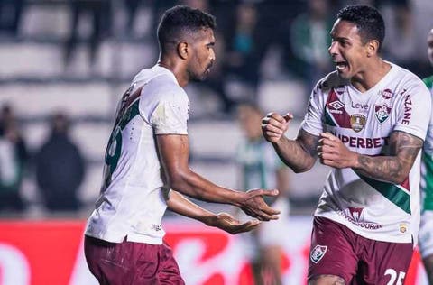 Thiago Santos e Antônio Carlos