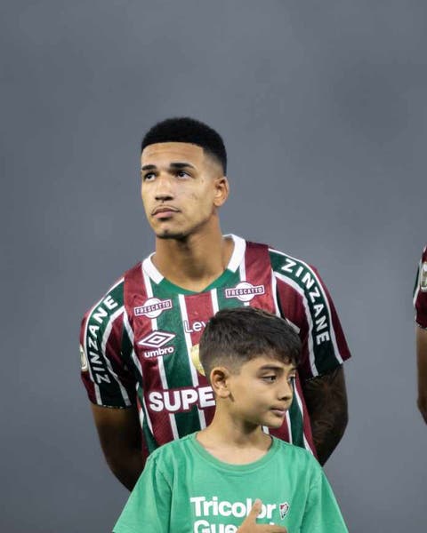 Kauã Elias presta depoimento sobre suposto incidente entre Felipe Melo e adolescente