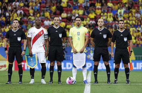 Brasil x Peru Advincula Marquinhos Esteba ostojich