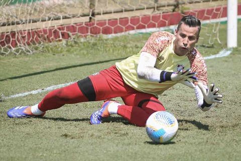 Lei do ex em ação? Saiba os jogadores do Fluminense que já defenderam o Cruzeiro e vice-versa