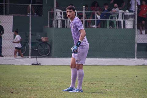 Destaque em vitória do Fluminense no Carioca sub-17, goleiro valoriza sistema defensivo