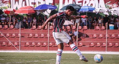 Artilheiro Fluminense no Brasileiro sub-17, atacante celebra momento vivenciado no clube