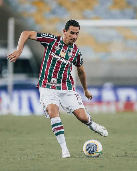 Ganso dá nova assistência e volta a ser o principal garçom do Fluminense no ano