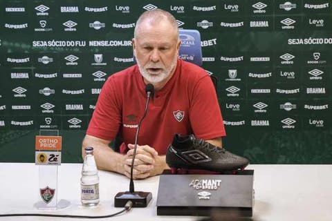 Em momento delicado, Mano avalia seu papel junto ao grupo do Fluminense