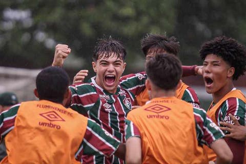 Fluminense faz ida da decisão do Carioca sub-15 contra o Flamengo na manhã deste sábado