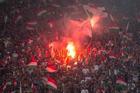 torcida do fluminense 4-11