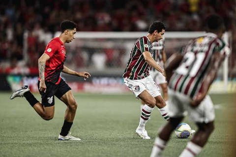 Ganso chega à décima assistência no ano e abre vantagem como principal garçom do Fluminense